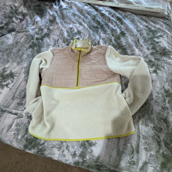 Faherty Cream and Pink Sherpa Fleece with Yellow Trim - Picture 4 of 12